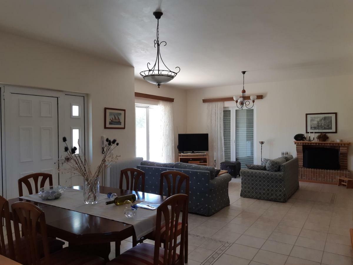 Swan House Panoramic View - Near The Sea Villa Ziparion ภายนอก รูปภาพ