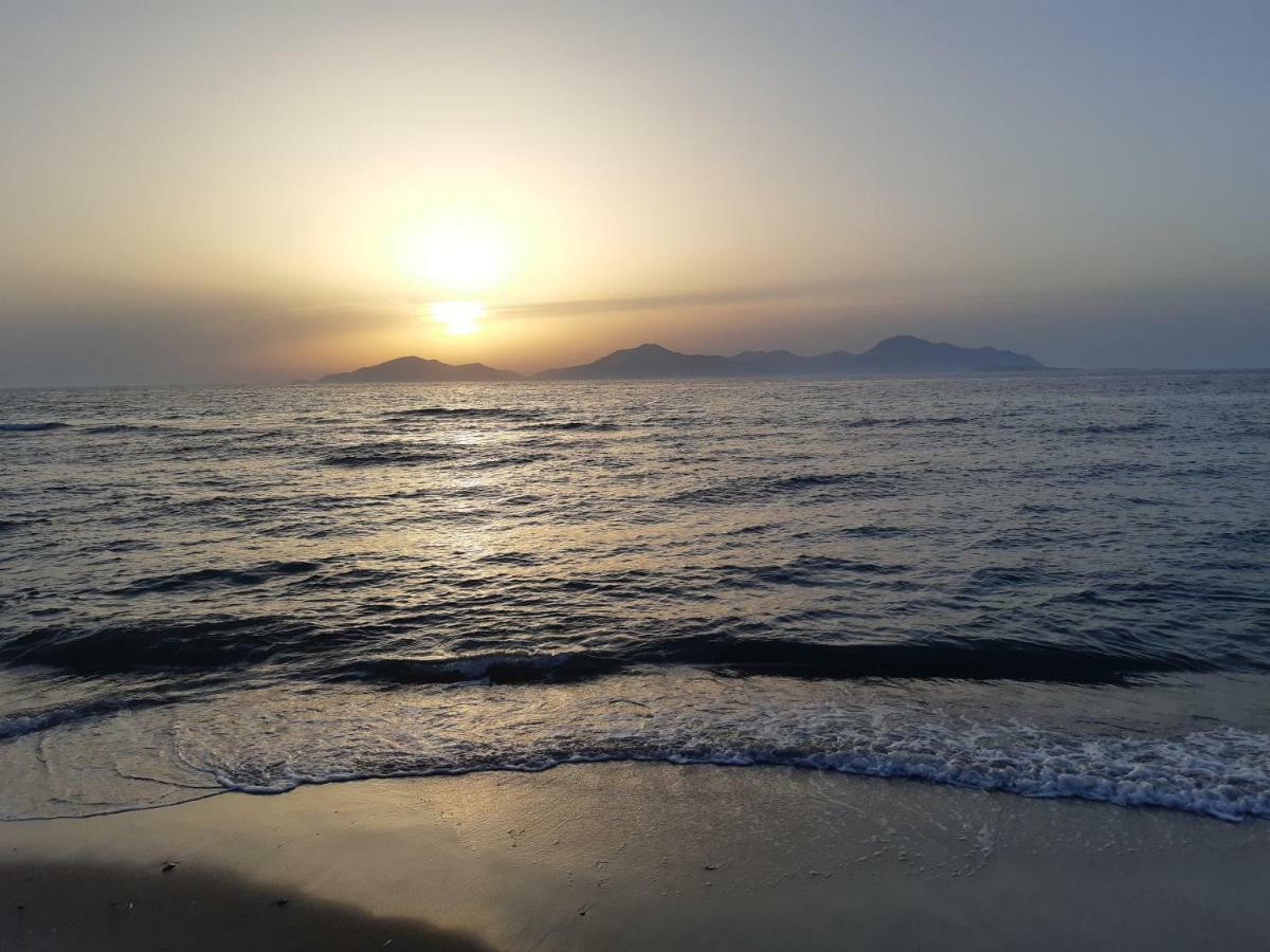 Swan House Panoramic View - Near The Sea Villa Ziparion ภายนอก รูปภาพ